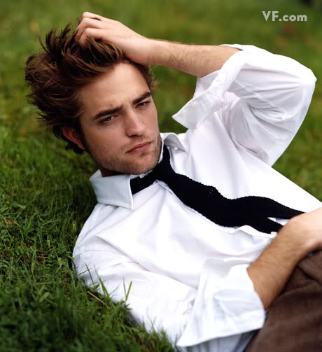 rob-pattinson-vanity-fair-photoshoot-04.jpg